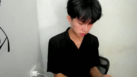 Snapshot of ethereal_ethan chatting on 02.18.25 Ethan online show from 02.18.25