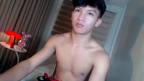 Rey online show from 04.11.26