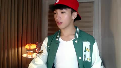 Snapshot of etherealboytoy4hire chatting on 05.21.26 Rey online show from 05.21.26