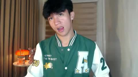Snapshot of etherealboytoy4hire chatting on 05.24.26 Rey online show from 05.24.26