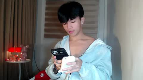 Snapshot of etherealboytoy4hire chatting on 06.26.26 Rey online show from 06.26.26