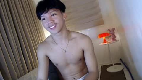 Snapshot of etherealboytoy4hire chatting on 07.28.26 Rey online show from 07.28.26