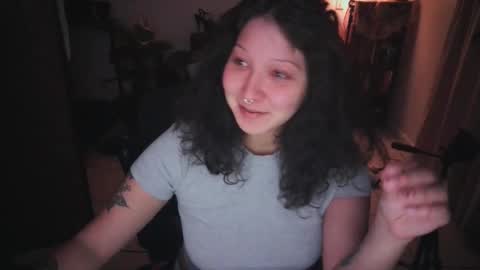 Snapshot of etherealhazy chatting on 11.14.25 etherealhazy online show from 11.14.25