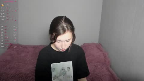 Veronica Tiia Lilith left to right online show from 12.17.25