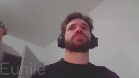 eunile online show from 10.05.25