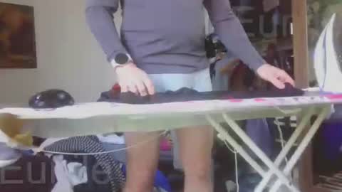 eunile online show from 02.26.26