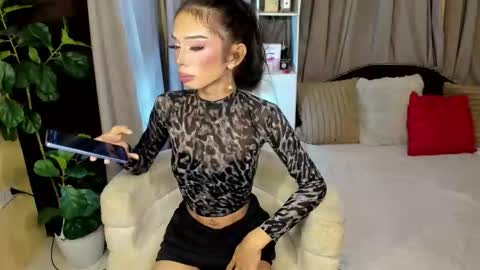 Snapshot of euphoric_goddess chatting on 05.11.26 euphoric_goddess online show from 05.11.26