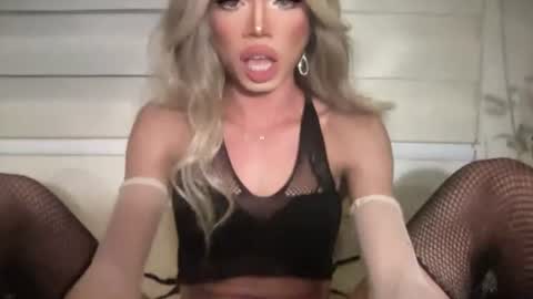 Snapshot of euphoric_goddess chatting on 07.23.26 euphoric_goddess online show from 07.23.26