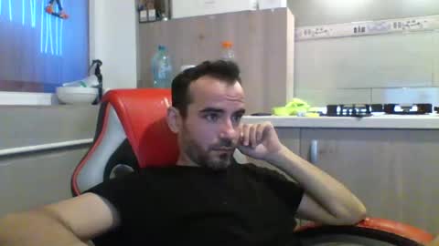 Snapshot of europboy chatting on 01.28.25 Find out online show from 01.28.25