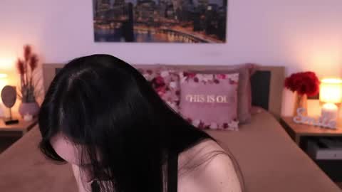 Snapshot of eva__si chatting on 05.31.26 Eva online show from 05.31.26