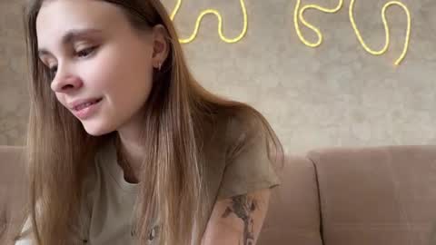 Eva Calvin online show from 12.19.25