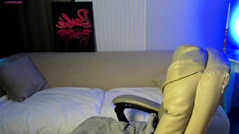 Snapshot of eva_conors_ chatting on 01.25.25 Eva online show from 01.25.25