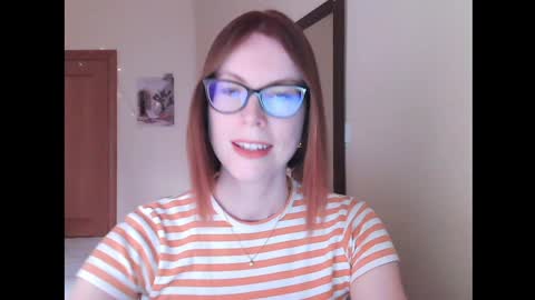 Snapshot of eva_cutesmile chatting on 06.01.26 Eva online show from 06.01.26