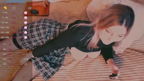 Snapshot of eva_gloss chatting on 01.27.25 Eva online show from 01.27.25