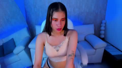 Snapshot of eva_hells chatting on 09.27.25 eva_hells online show from 09.27.25