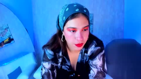 Snapshot of eva_hells chatting on 10.21.25 eva_hells online show from 10.21.25