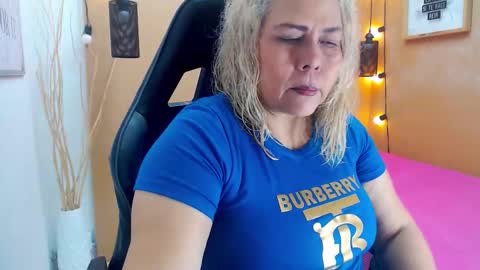eva_love49 online show from 11.17.25