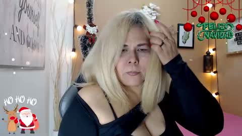 eva_love49 online show from 12.15.25