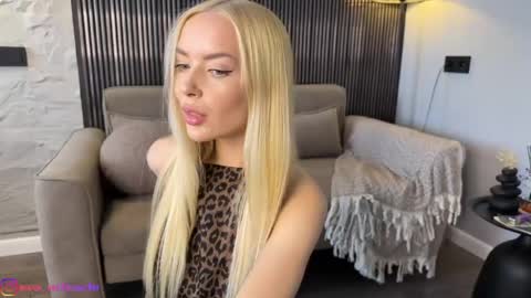 Snapshot of eva_m1racle chatting on 05.30.26 Eva online show from 05.30.26