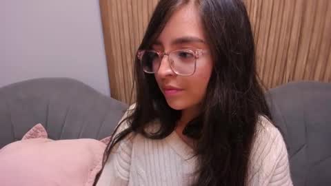 Angelinne online show from 12.27.24