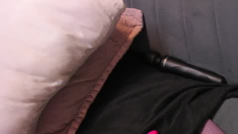 Angelinne online show from 12.29.24