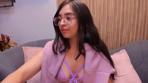 Angelinne online show from 02.27.25