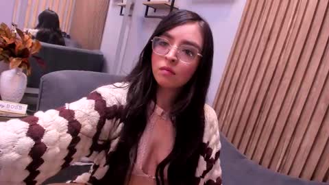 Angelinne online show from 09.27.25