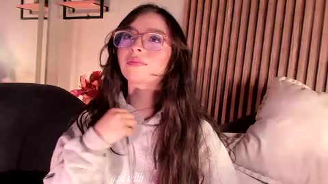 Angelinne online show from 05.20.26