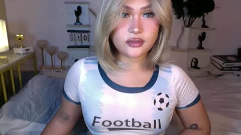 Queen Eva Mazikeen online show from 10.10.25