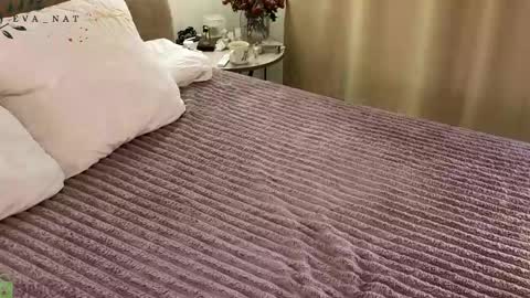 Eva online show from 04.10.26