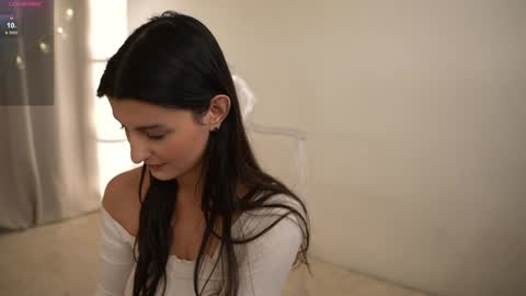 Snapshot of eva_ro chatting on 12.13.24 EVA  online show from 12.13.24