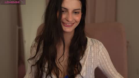 Snapshot of eva_ro chatting on 01.25.25 EVA  online show from 01.25.25