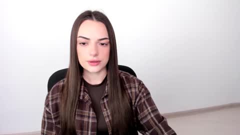 Snapshot of eva_rossee_ chatting on 03.03.25 Eva online show from 03.03.25