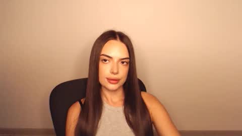 Snapshot of eva_rossee_ chatting on 09.16.25 Eva online show from 09.16.25