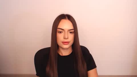 Snapshot of eva_rossee_ chatting on 09.21.25 Eva online show from 09.21.25