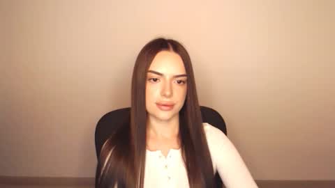 Snapshot of eva_rossee_ chatting on 09.29.25 Eva online show from 09.29.25