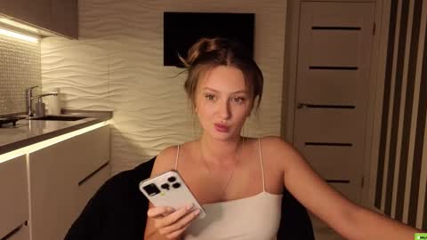 Eva online show from 12.22.25