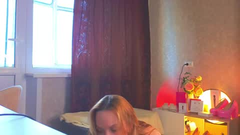 Snapshot of eva_sinn chatting on 06.08.26 Hi there i am Eva and i wish create a nice community with you so join my Ticket Show for more pleasure online show from 06.08.26