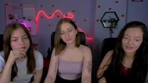 Snapshot of eva_smiith_ chatting on 05.20.26 Eva online show from 05.20.26