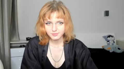 Snapshot of eva_vv chatting on 05.31.26 Eva online show from 05.31.26