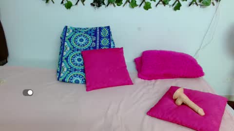 Eva   online show from 02.11.25