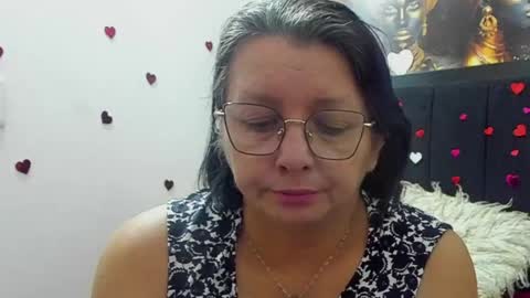 Snapshot of evaaross chatting on 05.20.26 Eva online show from 05.20.26