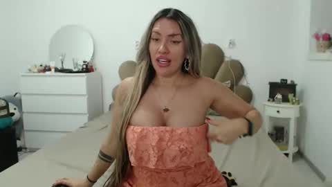 EvaBomb online show from 10.22.25