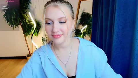 Eva  online show from 03.08.26