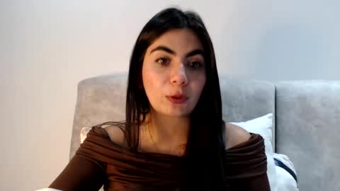 Snapshot of evacollins12 chatting on 08.03.26 evacollins12 online show from 08.03.26