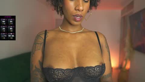 Snapshot of evajacksss_ chatting on 12.20.24 evajacksss_ online show from 12.20.24