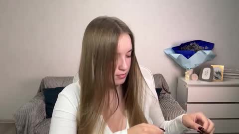 Eva online show from 10.15.25