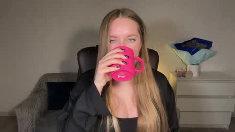 Eva online show from 04.18.26