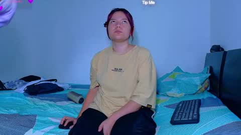 Snapshot of evaluna_02 chatting on 06.12.26 evaluna_02 online show from 06.12.26