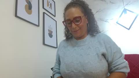 Eva Mills online show from 10.06.25